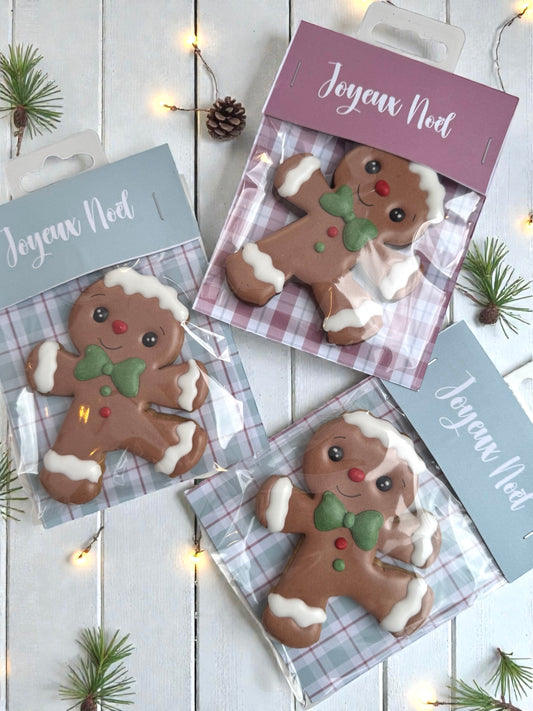 La pochette bonhomme pain d’épices joyeux